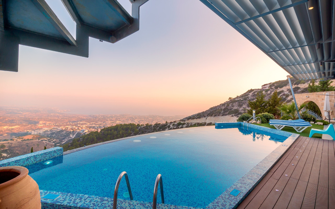 Management and maintenance of vacation properties